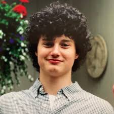 Meet PGY 1, Josef Pontasch, MD 🏡 Born in Akron but grew up in Toledo, OH  🏒 Played 2 years of Junior Hockey in Greenbay, Youngstown, St. Louis and  Springfield, IL 🎓