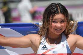 She is the youngest professional skateboarder in the world, and has also won the american tv programme dancing with the stars: H Sicj1gsxf6qm