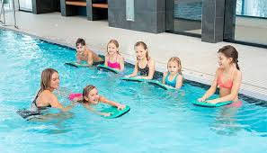 In diesem alter sind die meisten babys fähig, ihren kopf selber zu stützen und haben ein intaktes immunsystem. Schwimmkurse Im Fresch Freising