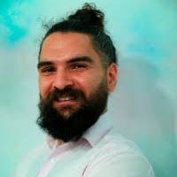 Armen Garabedian's Instagram, Twitter & Facebook