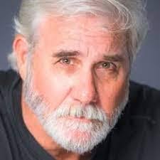 Randall Oliver's Instagram, Twitter & Facebook