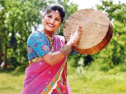 Kanakavva aada nemali song full song mangli janu lyri. Mangli S Bathukamma Song Is A Poetic Ode To The Sights And Sounds Of The Floral Festival Events Movie News Times Of India