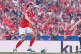 Real Madrid hoping Man Utd will assist in Carreras swoop -  TribalFootball.com