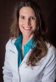 Donna Courson's Instagram, Twitter & Facebook