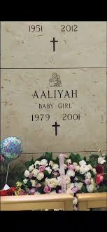 Singer aaliyah's funeral procession arrives at st. Princessofrnb Hashtag Videos On Tiktok