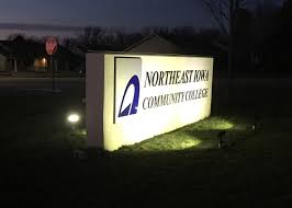 Solar Powered Led Sign Lighting Systems With Floods Or Internal Leds