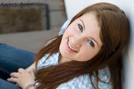 Rebecca Alli's Instagram, Twitter & Facebook