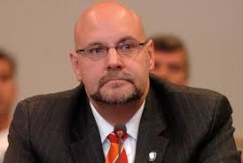 Robert Laperle remet sa démission à la Ville de Québec