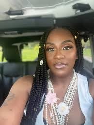 Kasie Brown's Instagram, Twitter & Facebook