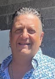 Anna Anselmo's Instagram, Twitter & Facebook