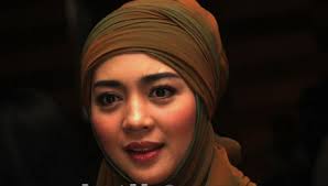 Annisa ku yang cantik dan nakal. Mantap Berhijab Nuri Maulida Malah Dicaci Maki Di Twitter