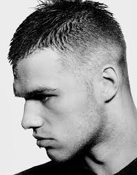 Although the powdered wigs of louis ivx are a thing of the past (boo), the short, clean cuts of today's modern male leave little to be desired. Popular Short Haircuts And Hairstyles For Men In 2020