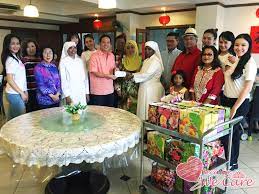 Little sisters of the poor celebrate six centenarians' birthdays. Visit To Little Sister S Of The Poor Miss Malaysia Tourism Pageant