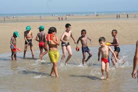 J'adore les glaces, surtout celles à la fraise ou à la vanille. Journees Des Oublies Des Vacances 400 Enfants Attendus Sur La Plage De Cabourg Le Pays D Auge