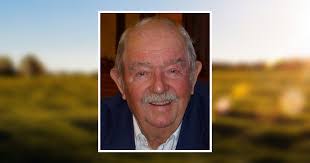 Lisa Marrs's Instagram, Twitter & Facebook