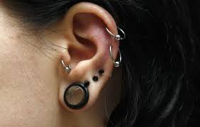 Man regner med at ca. Piercing Nhi No