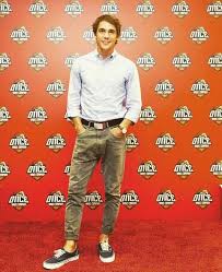 Pagina oficial de los halcones dorados. Los Halcones Dorados Home Facebook