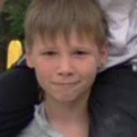 Sean Molina's Instagram, Twitter & Facebook