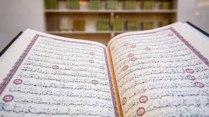 Tujuannya adalah agar anak mereka menjadi anak yang sholeh dan berwajah tampan setampan nabi yusuf 'alaihi sallam. Bacaan Surat Yusuf Beserta Terjemahan Adakah Keutamaan Surat Yusuf Untuk Ibu Hamil Tribun Pekanbaru
