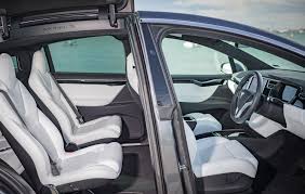 This review of the new tesla model x contains photos, videos and expert opinion to help you choose the right car. Tesla Model X Winging It Reviews Driven