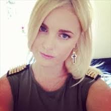 Eunice Dolan's Instagram, Twitter & Facebook