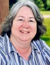 Julie Newberry's Instagram, Twitter & Facebook