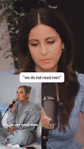 One of my kiddos from Sunday School brought me a bouquet of peonies😍 They  smell heavenly🤗