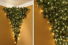Ein knappes drittel nimmt den traditionellen tag der bescherung nach wie vor als stichtag. Weihnachtsbaum Kopfuber Wand Ecke Befestigen Weihnachtsdeko Ideen Christmastree Weihnachtsdeko Weihnachtsbaum Weihnachtsdekoration
