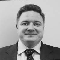 100+ ملفًا شخصيًا يحتوي على “Russell”