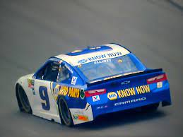 Flow visualizations with paint illustrate the limiting streamlines at the rear window and. Chase Elliott S Rear Window During Today S Race Nascar