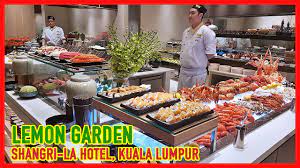 There are oysters, mud crabs, scallops, lobsters (sometimes baby ones) and sashimi. Lemon Garden Reopening Party International Buffet Shangri La Hotel Kuala Lumpur Youtube