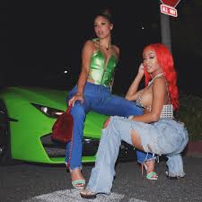 Saweetie (diamonté harper) best friend lyrics: Saweetie On Instagram If She Pretty I M Recruiting Best Friend Outfits Matching Outfits Best Friend Friend Outfits