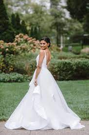 7 Reasons Why Buying A Used Wedding Dress Is Better Than Buying New Wedding Dresses Wedding Dress Resale Buy Used Wedding Dress