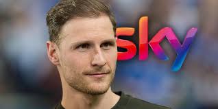 Neuer disziplintrainer der weltcup damen wird erik schneider. Weltmeister Howedes Sicher Stefan Kuntz Wird Lows Nachfolger Als Bundestrainer Mopo De