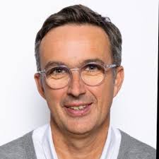 Lisa DUCLOS sur LinkedIn : Découvrez le nouveau livre blanc de DIX  SEPTEMBRE 🚀 ! 💡 Ce livre blanc…