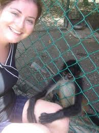 Foto de El Dorado Royale, Playa del Carmen: Abel the barman at papygayos  pool bar making some mexican flags. Ask him for one
