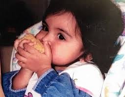 Carlota Larson's Instagram, Twitter & Facebook