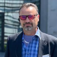 Aaron Larson and I had a great discussion over the distribution electrical  grid