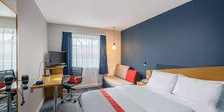 Die burg wissem ist auch ein schönes ausflugsziel. Troisdorf Hotels In Der Nahe Von Cologne Airport Holiday Inn Express Koln Troisdorf