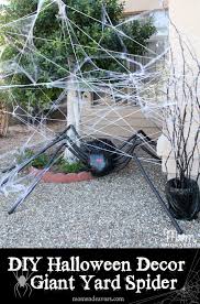 Aiduy halloween giant spider 8.5 ft, outdoor halloween decorations scary spider fake hairy spider props for halloween yard creepy party decor, black. Diy Halloween Yard Decor Giant Spider In Spiderweb Mom Endeavors