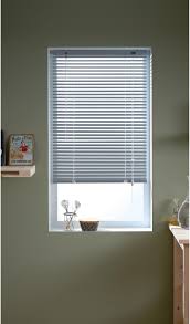 Store Venitien Aluminium Gris Los Angeles L 120 X H 175 Cm Inspire Store Venitien Aluminium Store Venitien Et Stores D Interieur