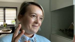 FÜR EINE BESSERE ZUKUNFT