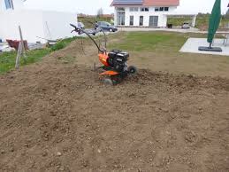 Garten ist uneben und sie möchten ihn begradigen? Garten Chiemgau Baublog