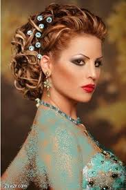 تصفيف شعر للحفلات Google Search Short Hair Styles Hair Styles Hair