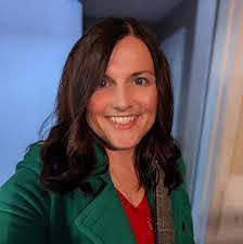 Amanda Scobie's Instagram, Twitter & Facebook