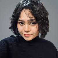 90+ perfiles de «Andrea Beatriz»