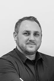 Daniel Komorek's Instagram, Twitter & Facebook