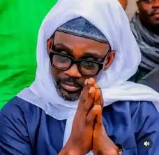 Open for commissions Pm , Dm 🎨 ✈️