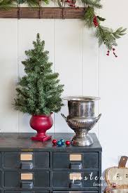 Celebrate this christmas with the best champagnes from dom perignon, bollinger, taittinger and more. Champagne Bucket Christmas Tree Stand Postcards From The Ridge