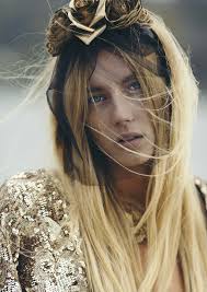 BACK TO GRUNGE FRANKI'S BIKINI RESORT KENDALL RABKIN JULIA MADDIE